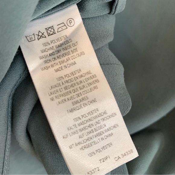 French Connection Tie Neck Crepe Blouse Size Medium - Picture 12 of 12